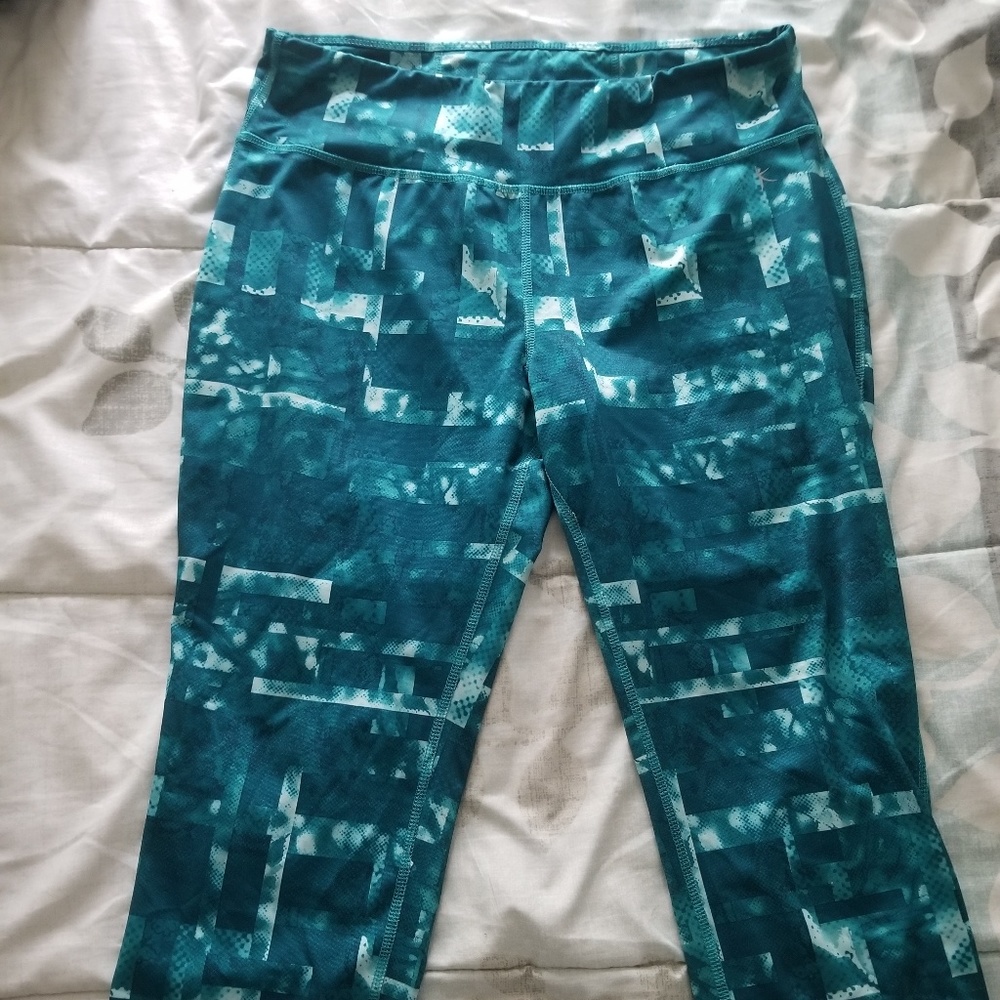Workout pants! - Picture 2 of 3